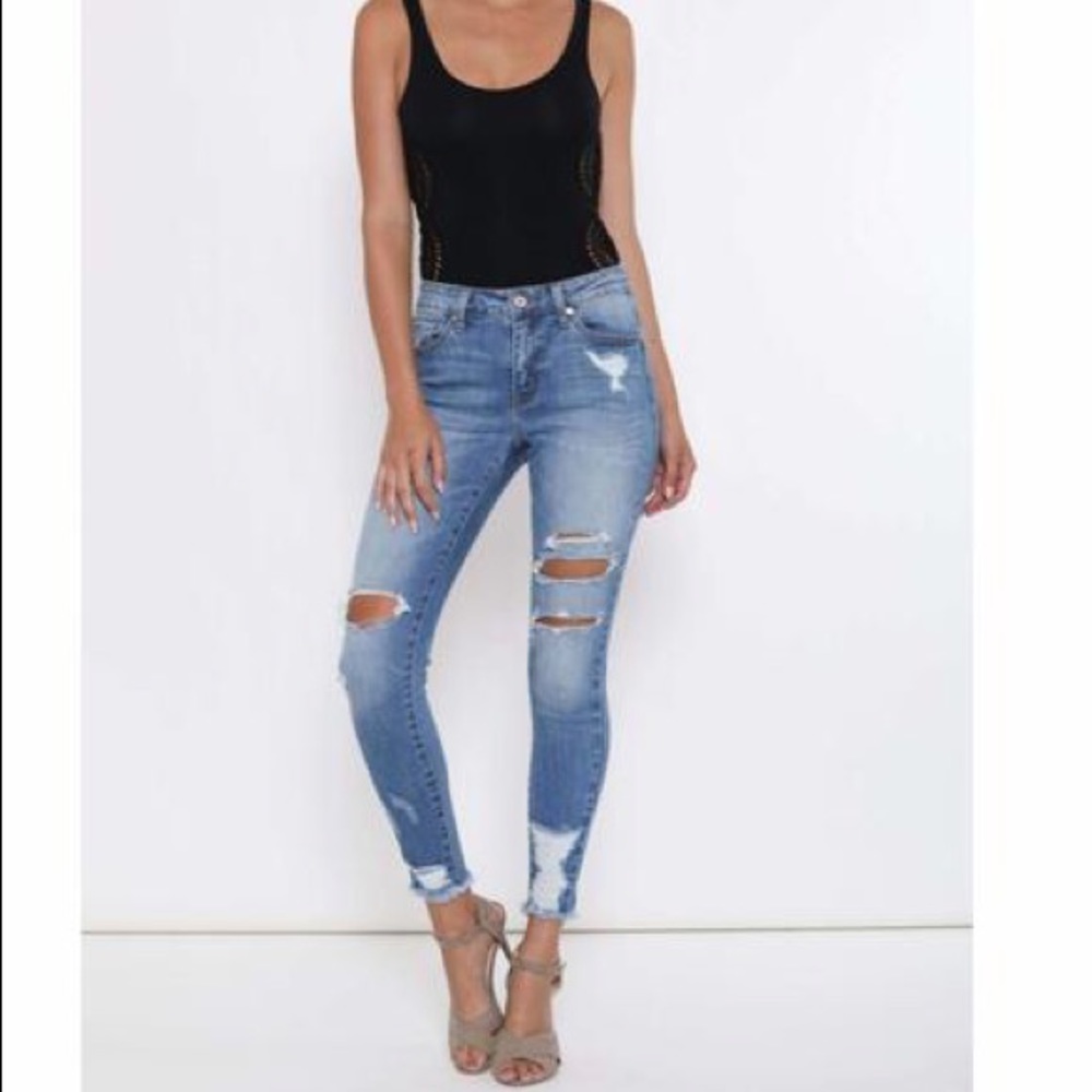 SHARON DISTRESSED ANKLE SKINNY JEANS